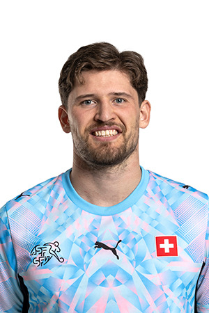 	Gregor Kobel 	